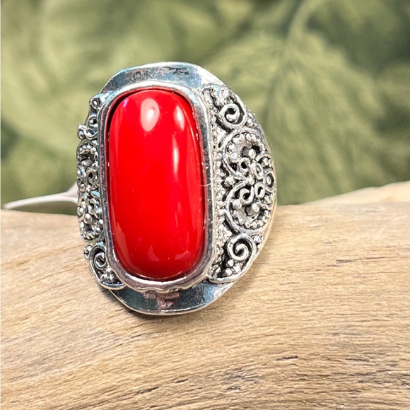 Stunning Bohemian Red Turquoise Oval Elongated Resin Gemstone Steel Alloy Ring - Picture 14 of 16